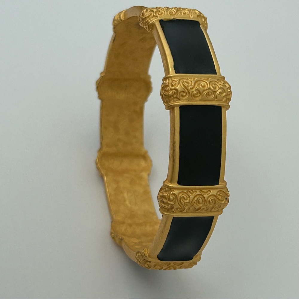 Vintage AK bangle Anne Klein bracelet black enamel shiny gold ornate 80s 90s